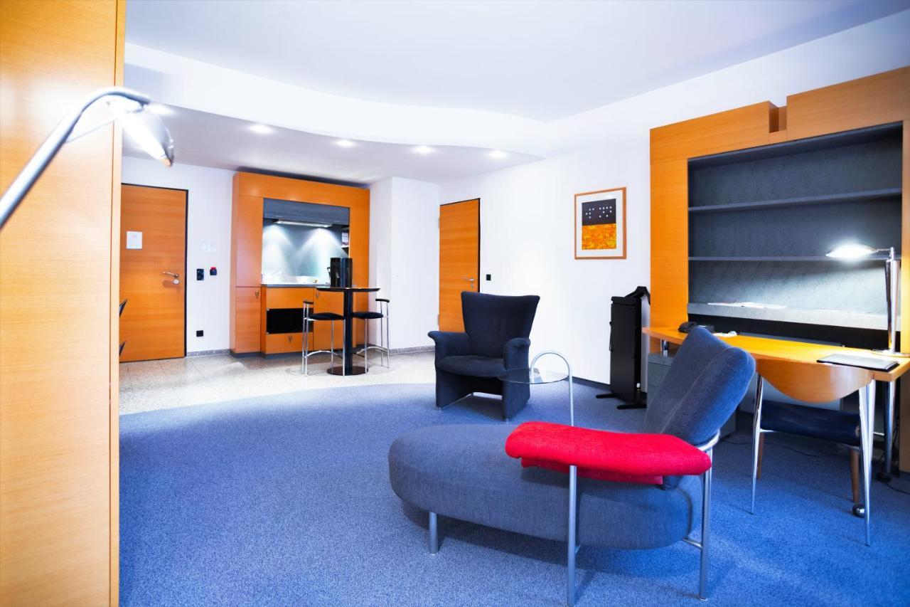 Hotel Ostbahnhof Berlino